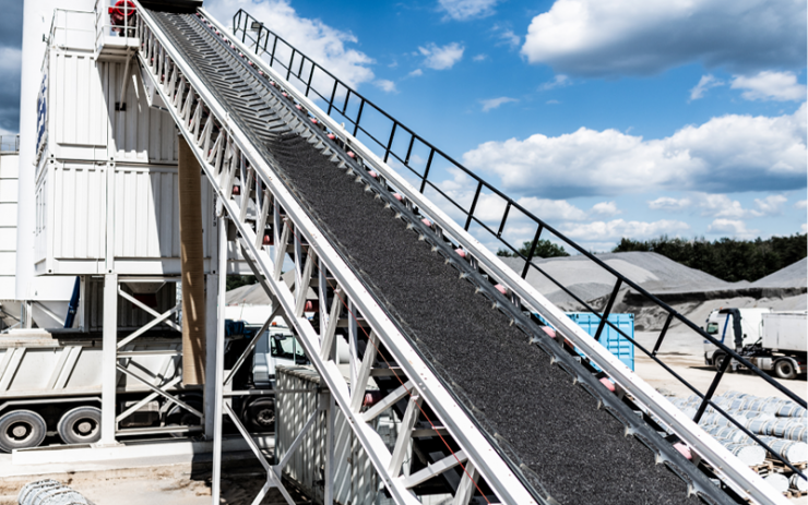 Rubber Conveyor Belts are the future of easy transport.